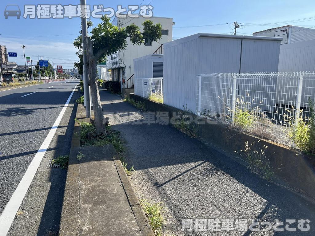 平塚市四之宮2丁目279-6の月極駐車場4