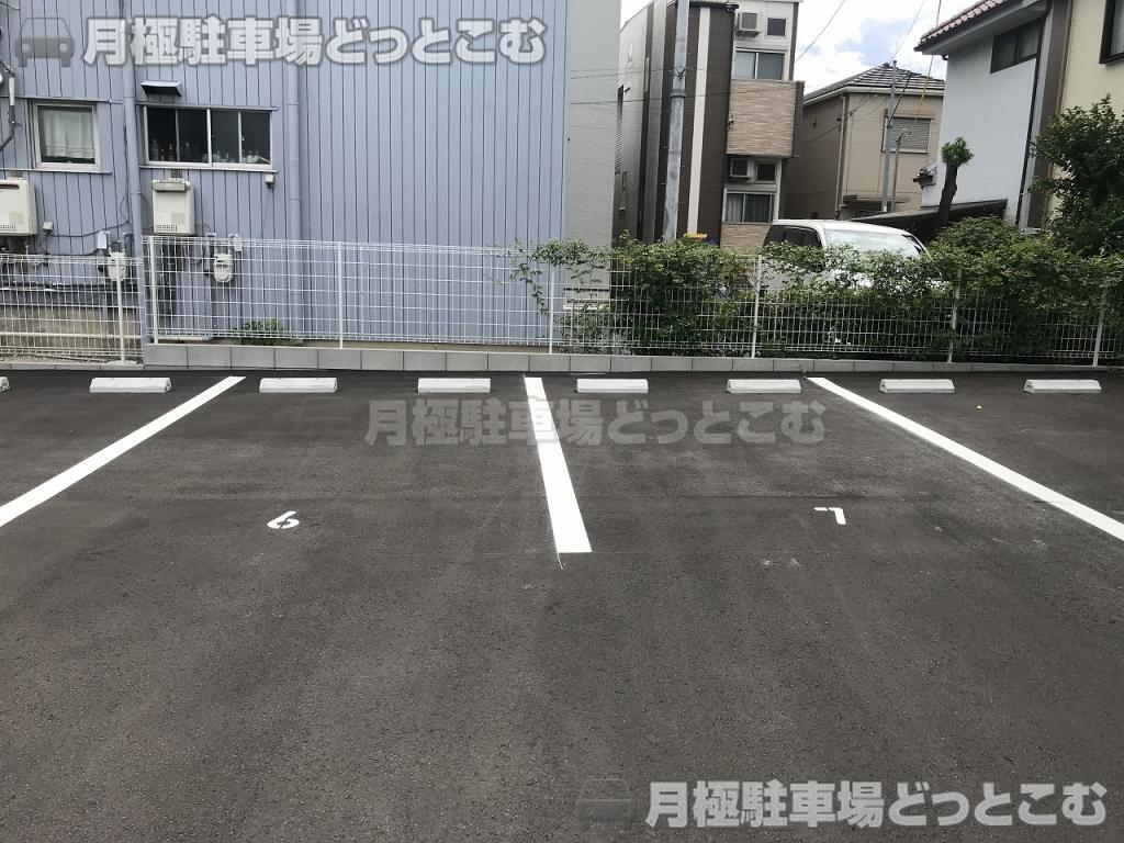 名古屋市中村区中村町字楠30の月極駐車場3