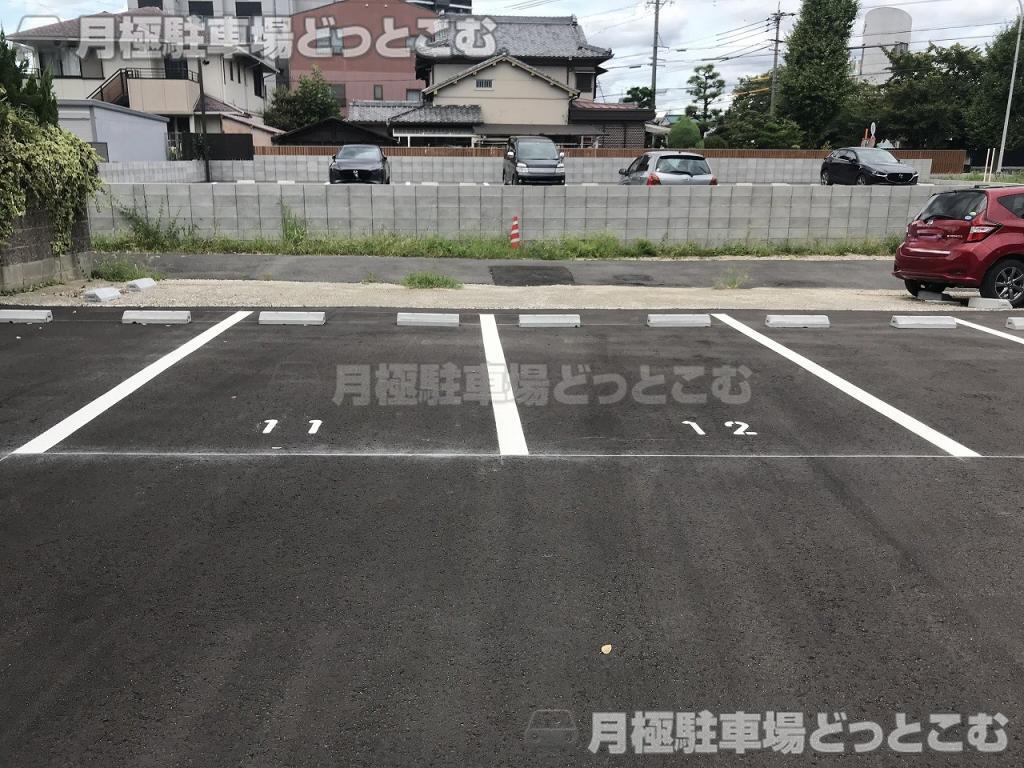 名古屋市中村区中村町字楠30の月極駐車場6