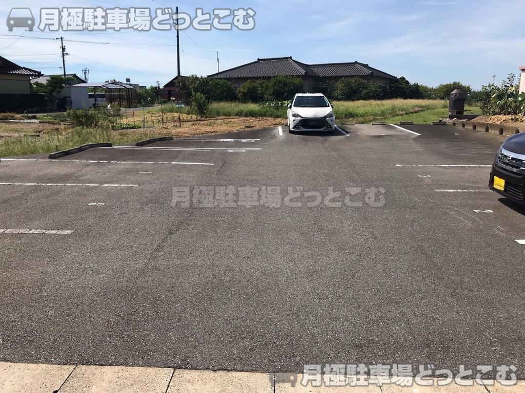 春日井市桃山町1丁目106の月極駐車場7