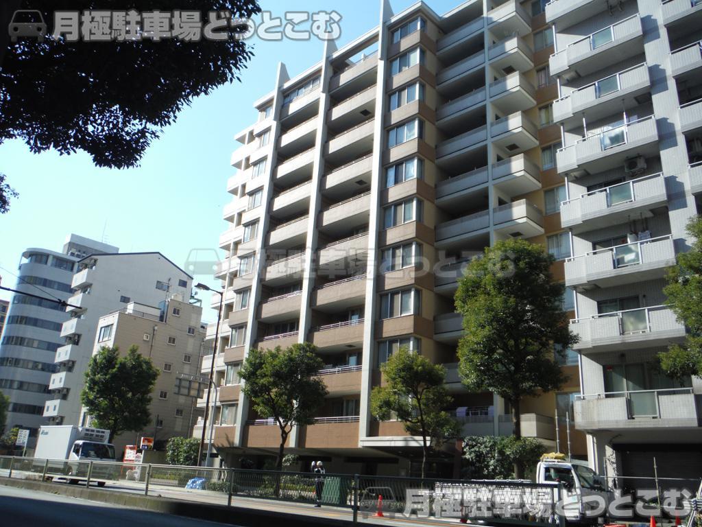 大阪市北区松ケ枝町1-31の月極駐車場4