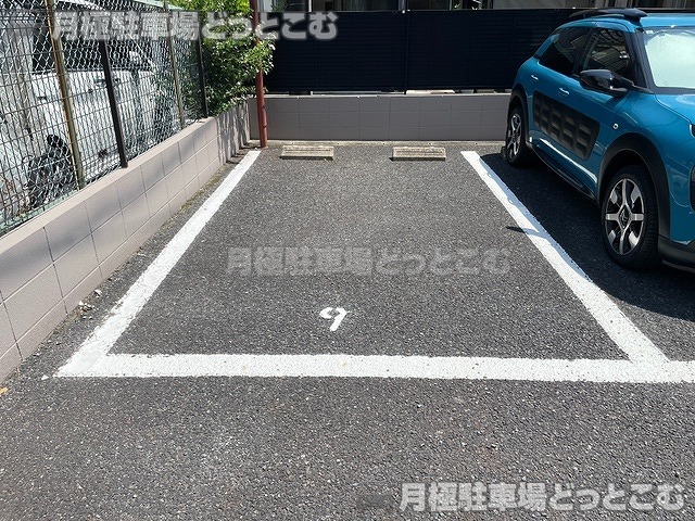 名古屋市東区矢田南2丁目1-4の月極駐車場4