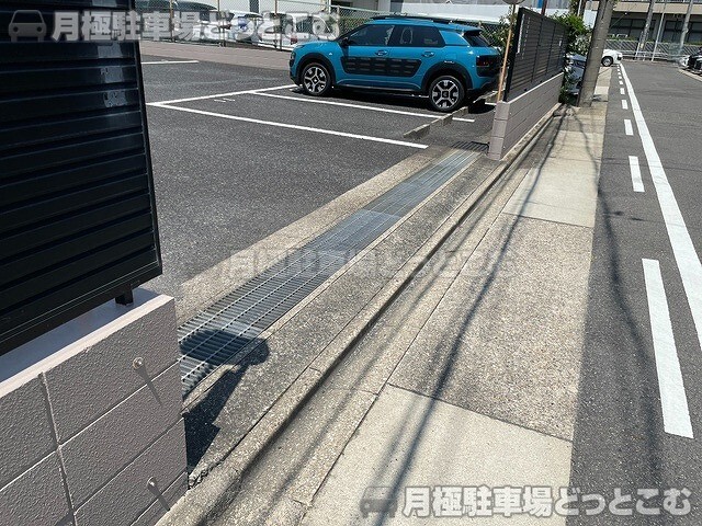 名古屋市東区矢田南2丁目1-4の月極駐車場7