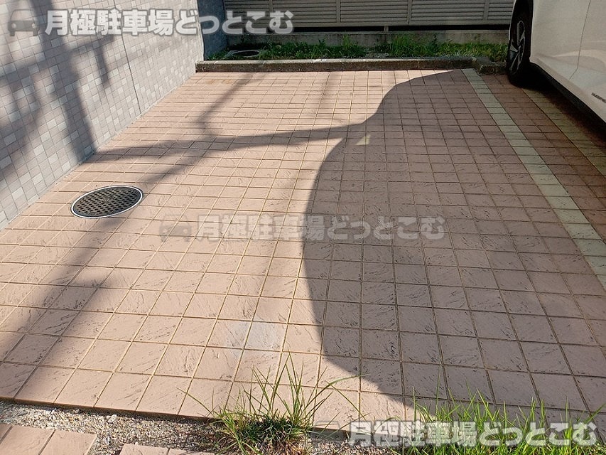 名古屋市千種区徳川山町2丁目1-3の月極駐車場4