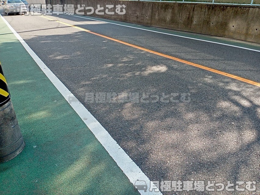 名古屋市千種区徳川山町2丁目1-3の月極駐車場7