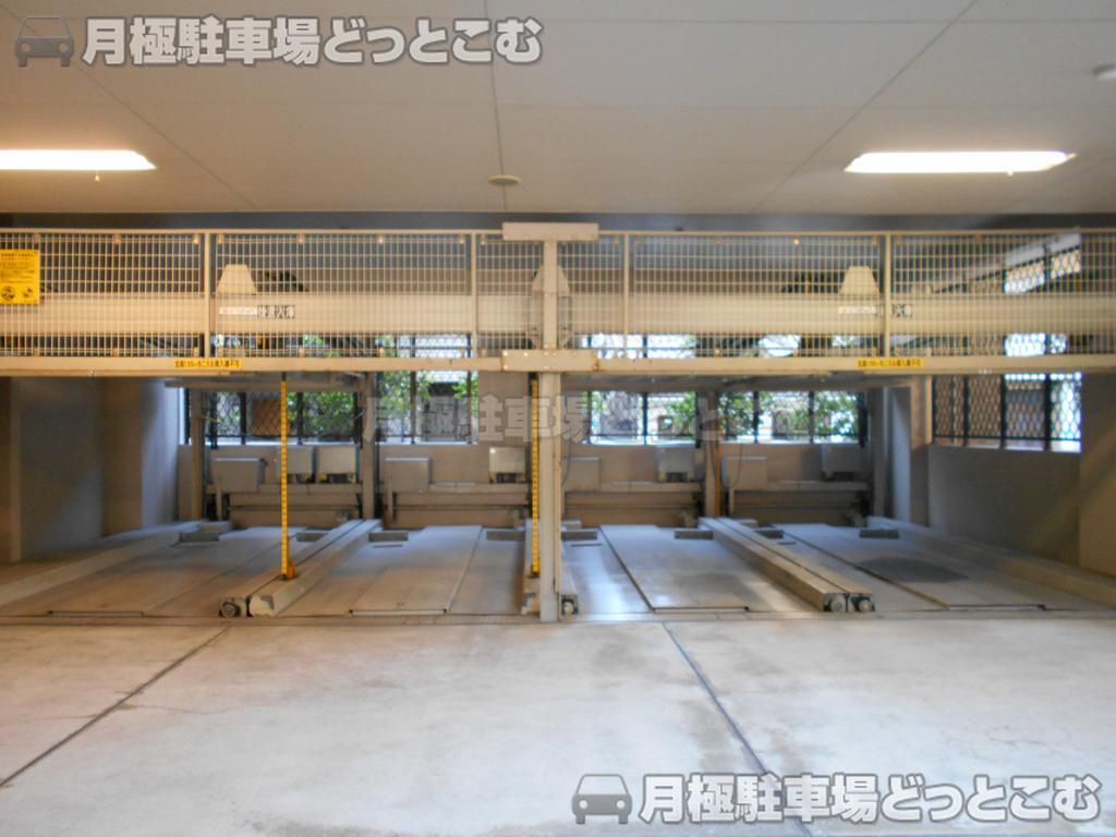 大阪市東成区神路4-10-18の月極駐車場3