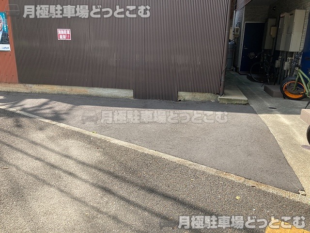 名古屋市南区豊2丁目2808の月極駐車場3