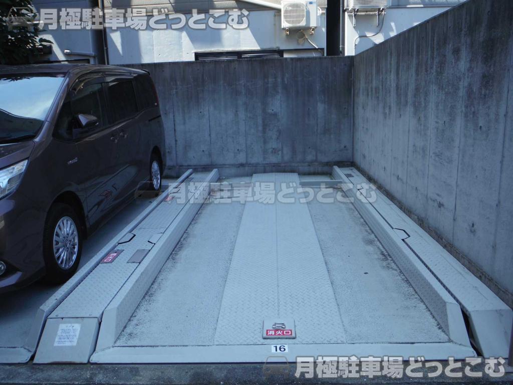 大阪市此花区西九条3-10-5の月極駐車場4