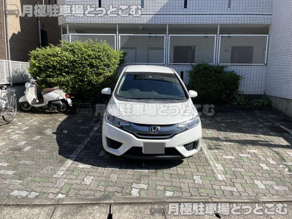 名古屋市名東区藤見が丘148-2の月極駐車場2