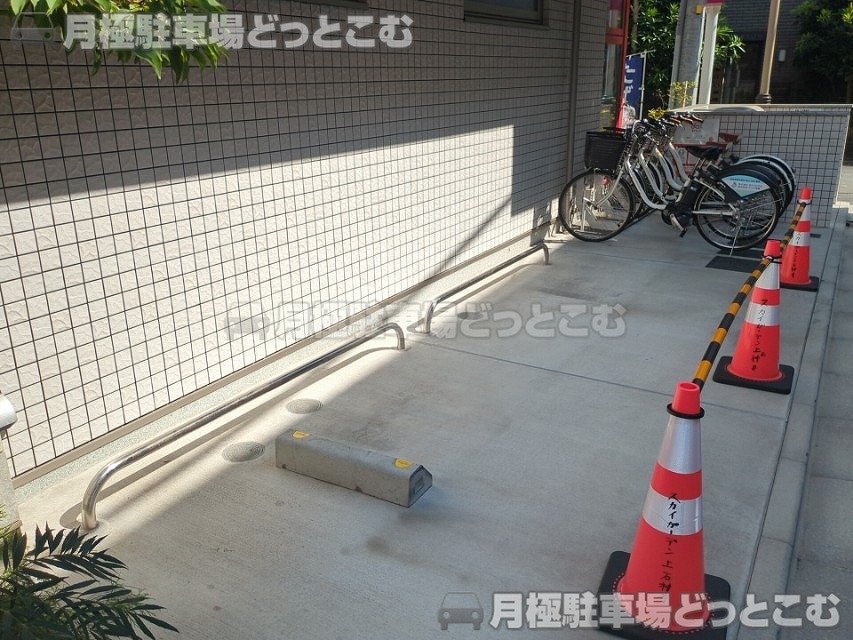 練馬区上石神井2丁目29-4の月極駐車場3