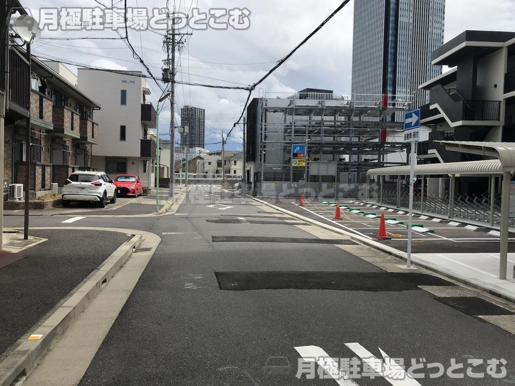 名古屋市中村区太閤2丁目7-13の月極駐車場7