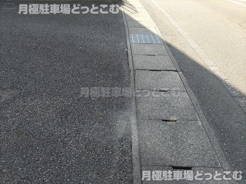 岡崎市天白町郷西49-48の月極駐車場7