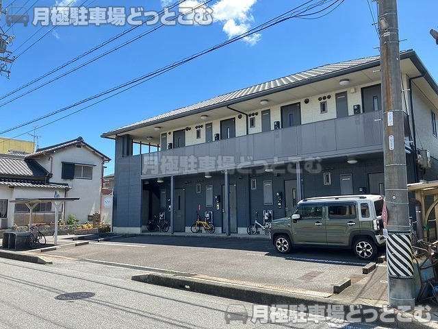 岡崎市羽根北町5丁目1-5の月極駐車場2
