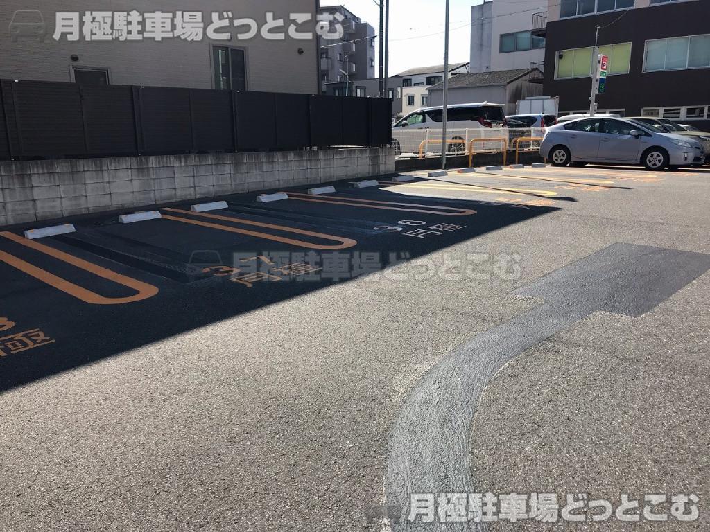名古屋市千種区今池2丁目301,302の月極駐車場3