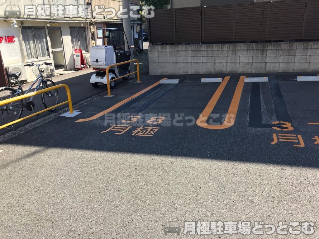 名古屋市千種区今池2丁目301,302の月極駐車場5