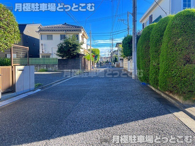 練馬区桜台6丁目5-14の月極駐車場8