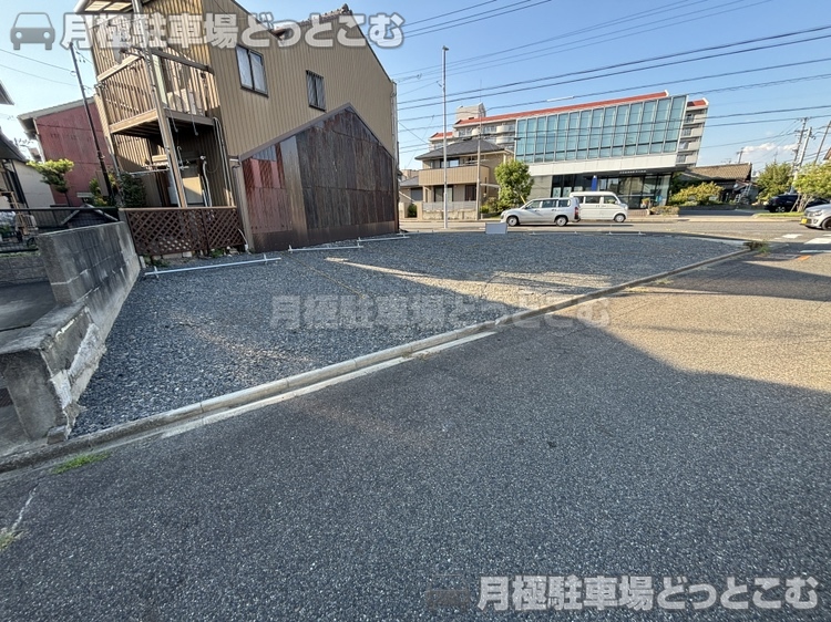 名古屋市中川区八家町1丁目83番1の月極駐車場1