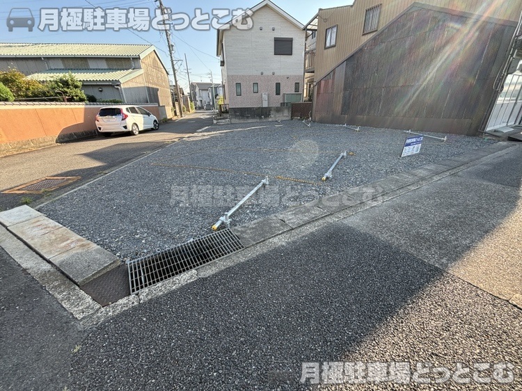 名古屋市中川区八家町1丁目83番1の月極駐車場6