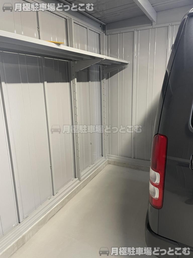 志木市柏町1-9-89の月極駐車場6