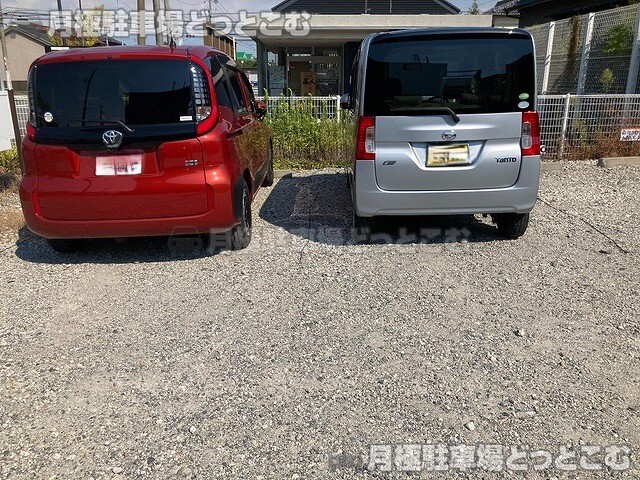 海部郡蟹江町学戸4丁目66の月極駐車場4