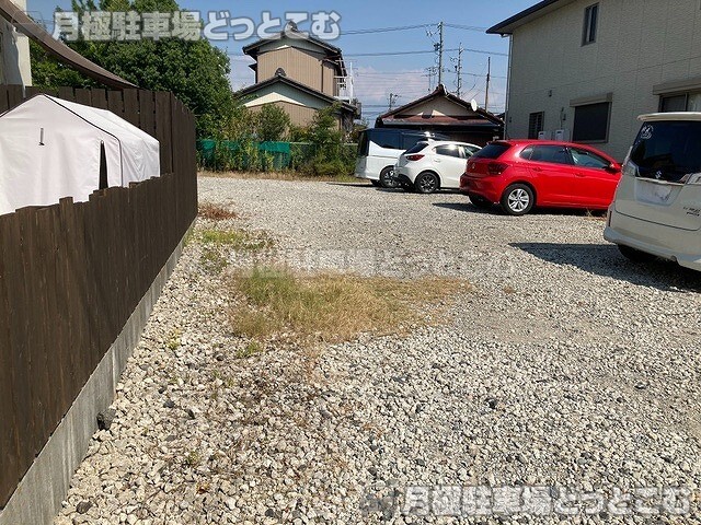 海部郡蟹江町学戸4丁目66の月極駐車場6