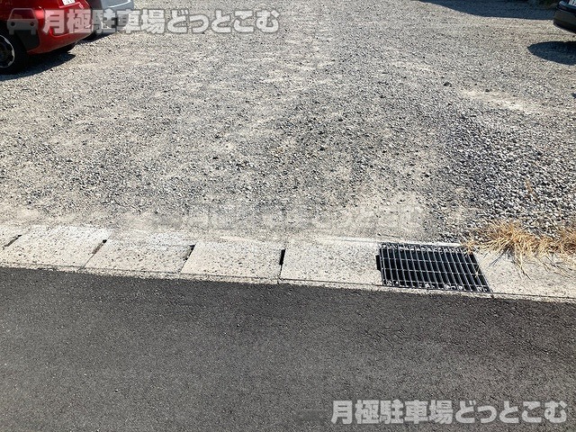 海部郡蟹江町学戸4丁目66の月極駐車場7