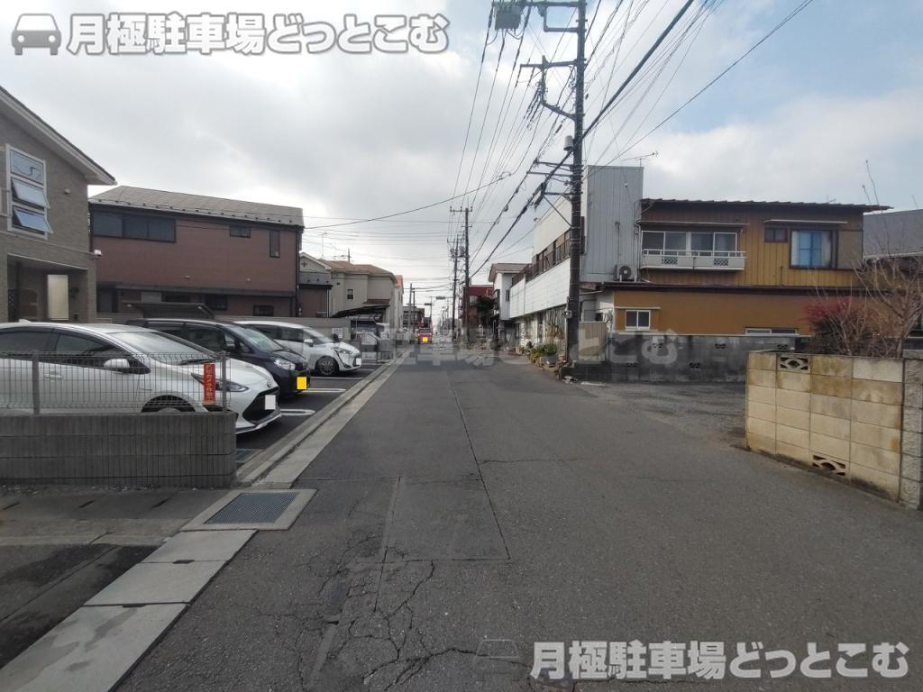 さいたま市岩槻区本宿1-1の月極駐車場3