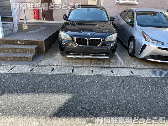 千葉市花見川区検見川町3丁目327-13の月極駐車場7