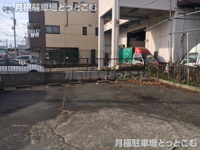名古屋市中川区山王4丁目507の月極駐車場3