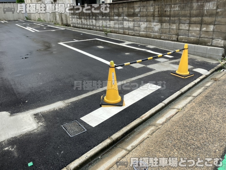 名古屋市西区名駅2丁目2719の月極駐車場4