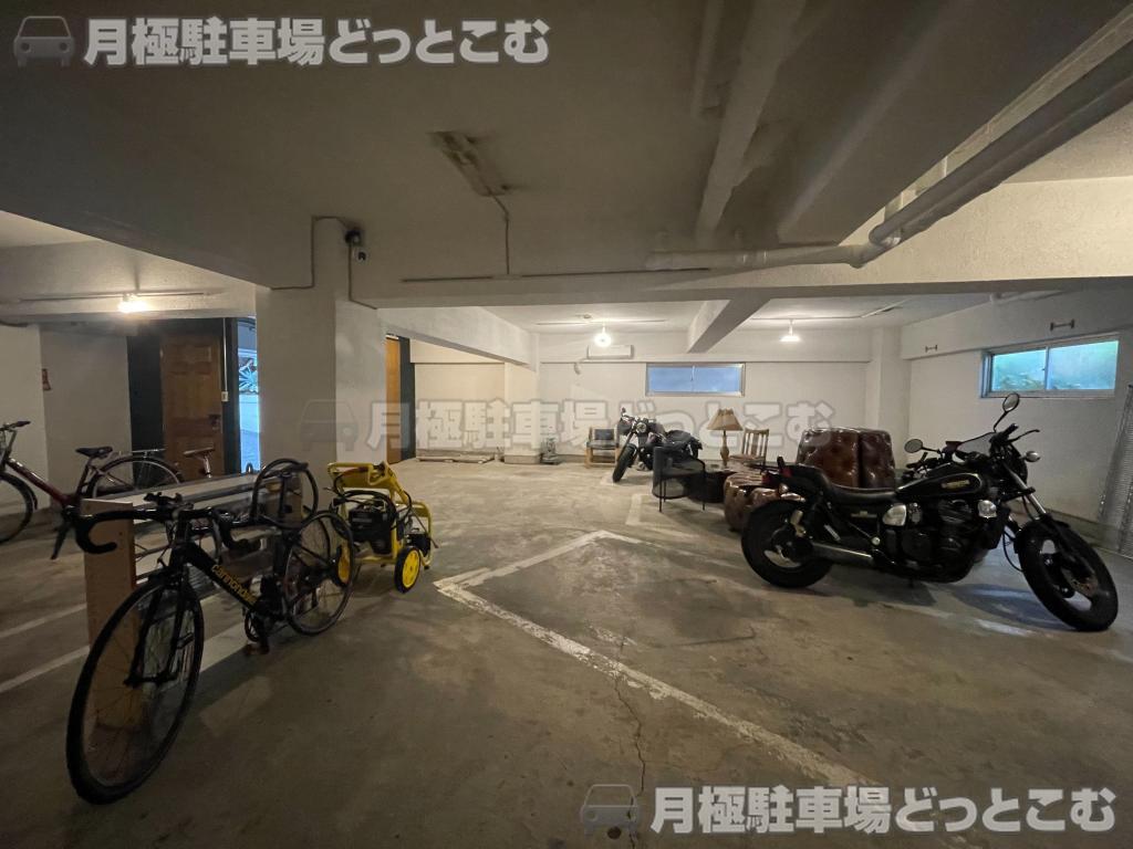 目黒区祐天寺2丁目12－11の月極駐車場4