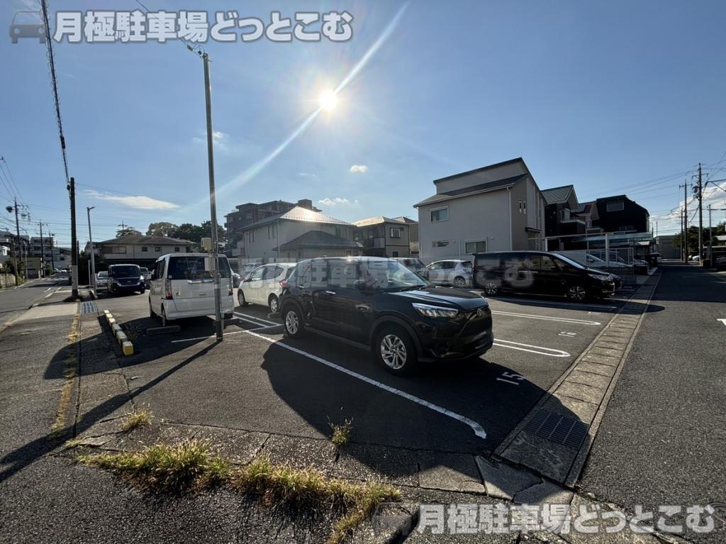 名古屋市緑区鳴海町文木53-2,53-3の月極駐車場9