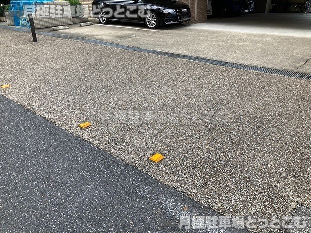 春日井市旭町1-2-1の月極駐車場7
