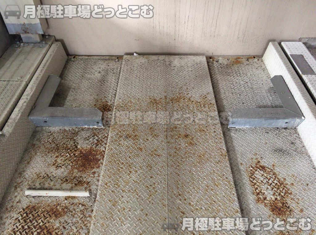 大阪市中央区島之内1丁目14-20の月極駐車場2