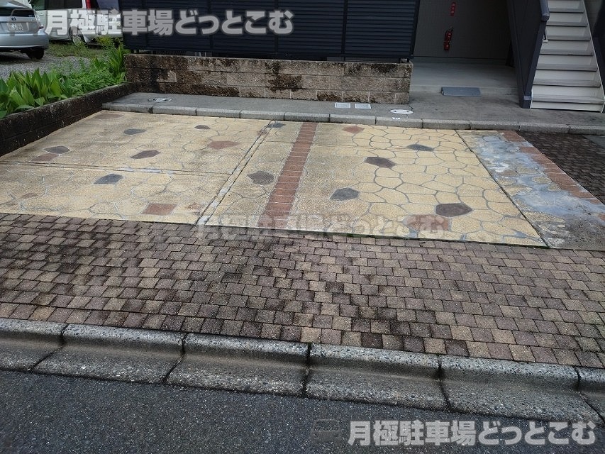 名古屋市昭和区永金町2丁目29の月極駐車場5