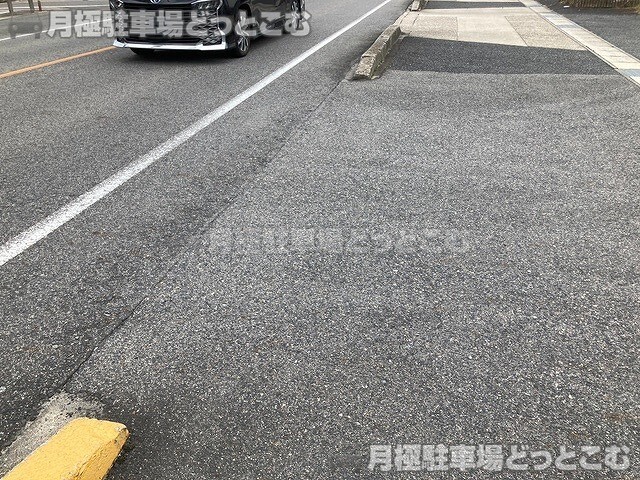 尾張旭市旭前町4丁目7-18の月極駐車場9