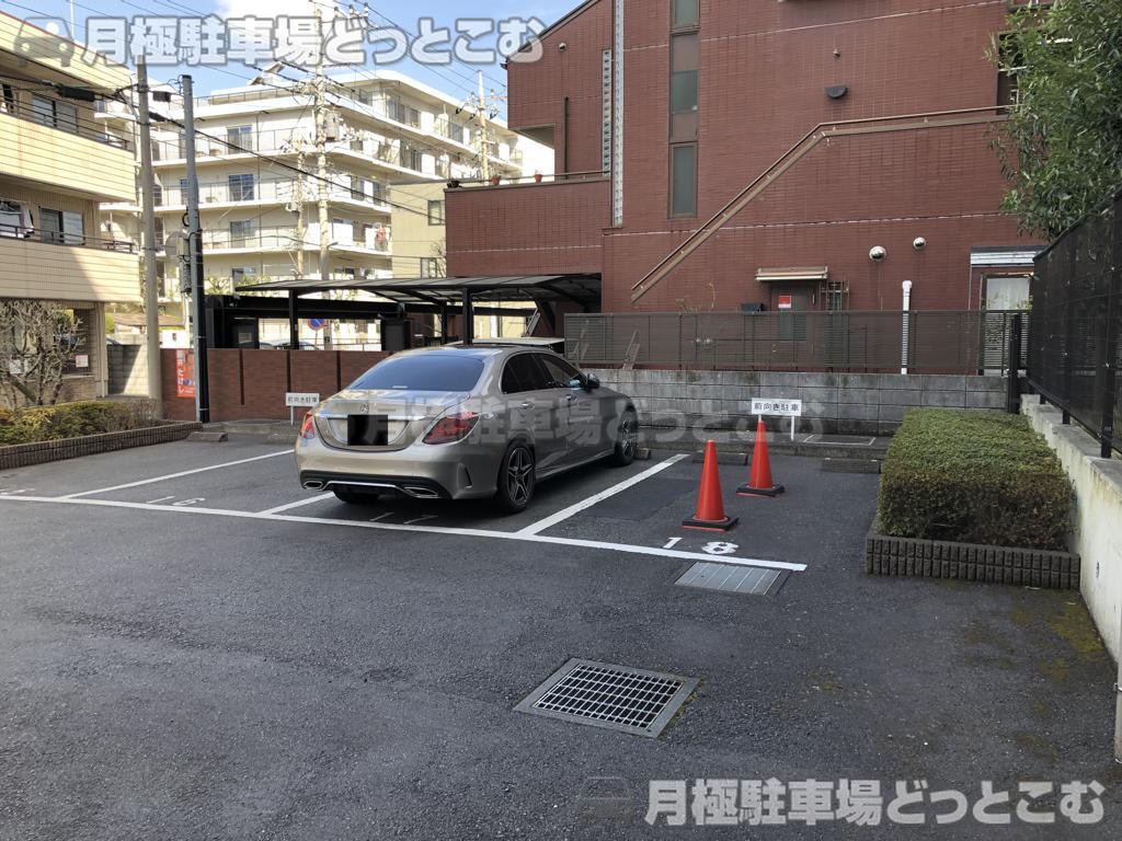 さいたま市大宮区東町2-176-1の月極駐車場2
