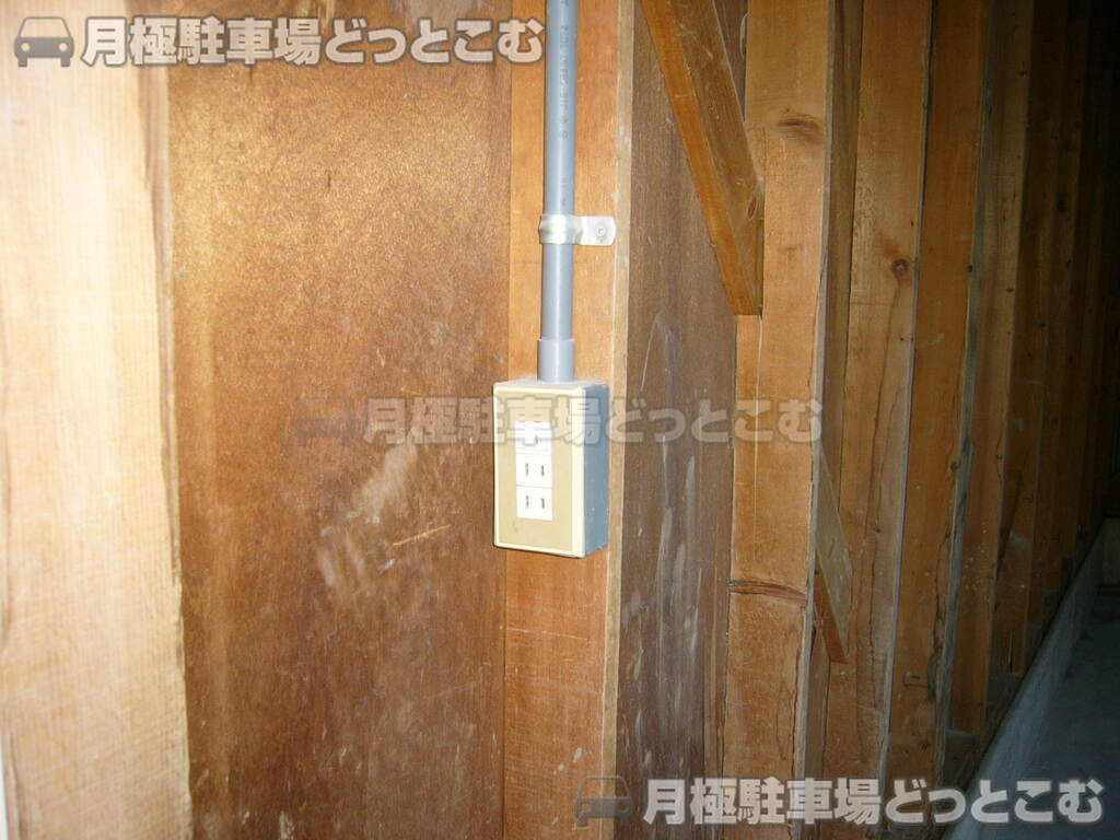 茨木市安威2－7－14の月極駐車場3