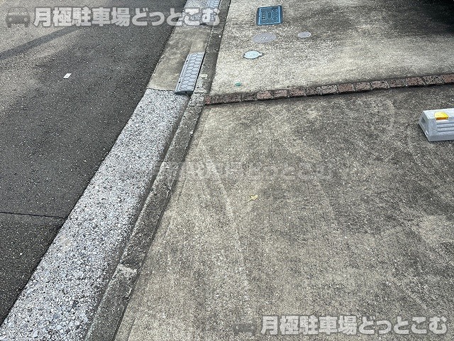 横浜市中区西之谷町126-2の月極駐車場5