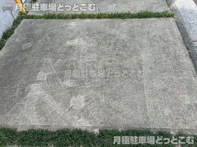 横浜市中区西之谷町126-2の月極駐車場6