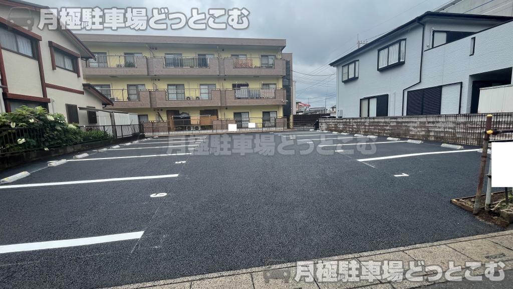 さいたま市中央区上峰3丁目12-15の月極駐車場4