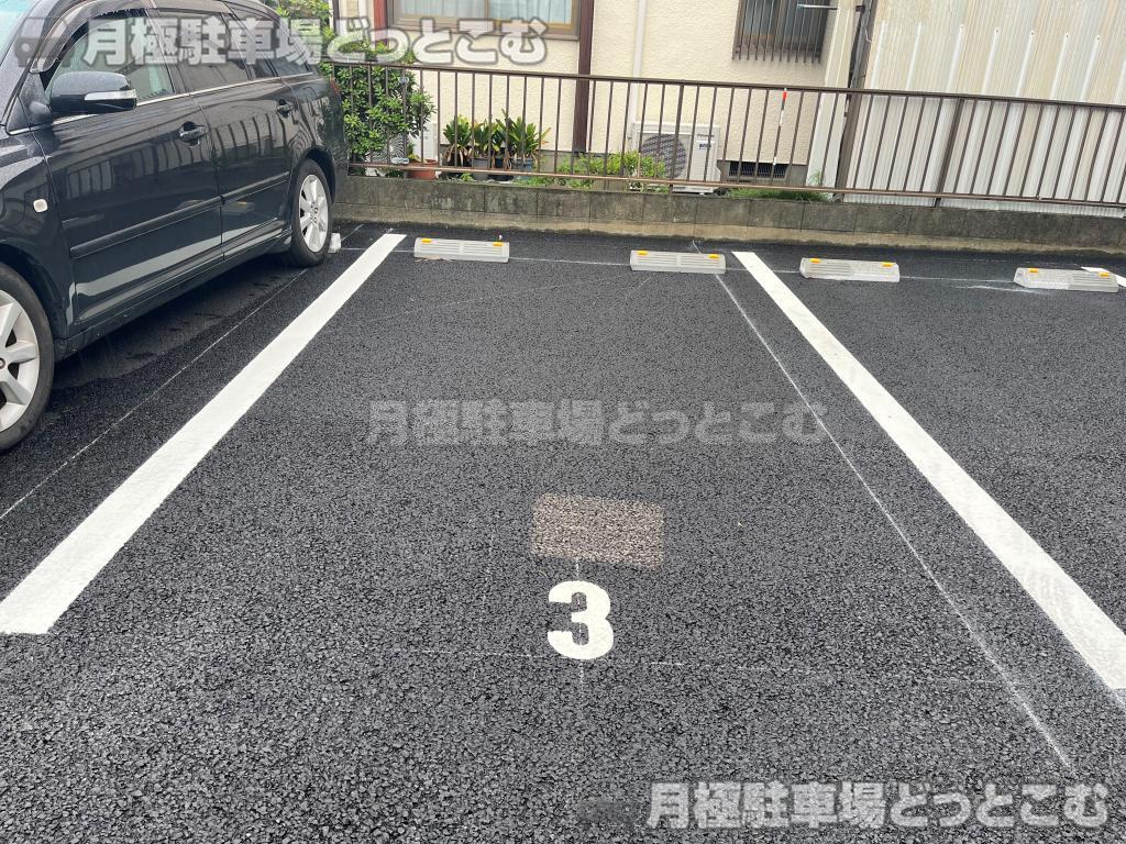 さいたま市中央区上峰3丁目12-15の月極駐車場5