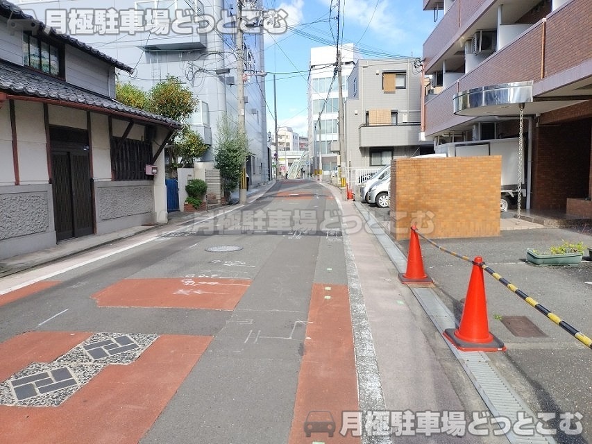 大阪市旭区今市1丁目15-8の月極駐車場6