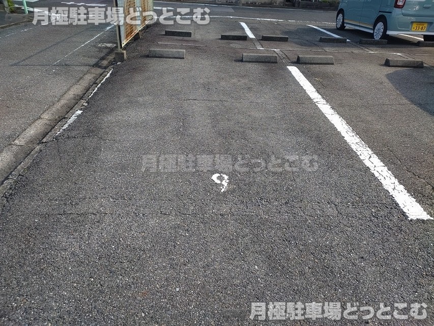 名古屋市南区豊田2丁目2017の月極駐車場4