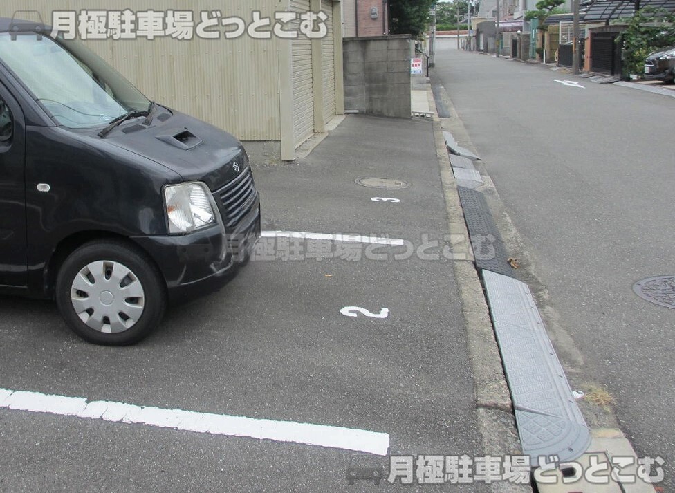 堺市堺区新在家町東3-2-31の月極駐車場4