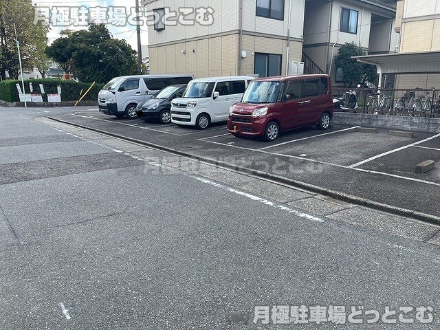 名古屋市中川区助光1丁目1401の月極駐車場6
