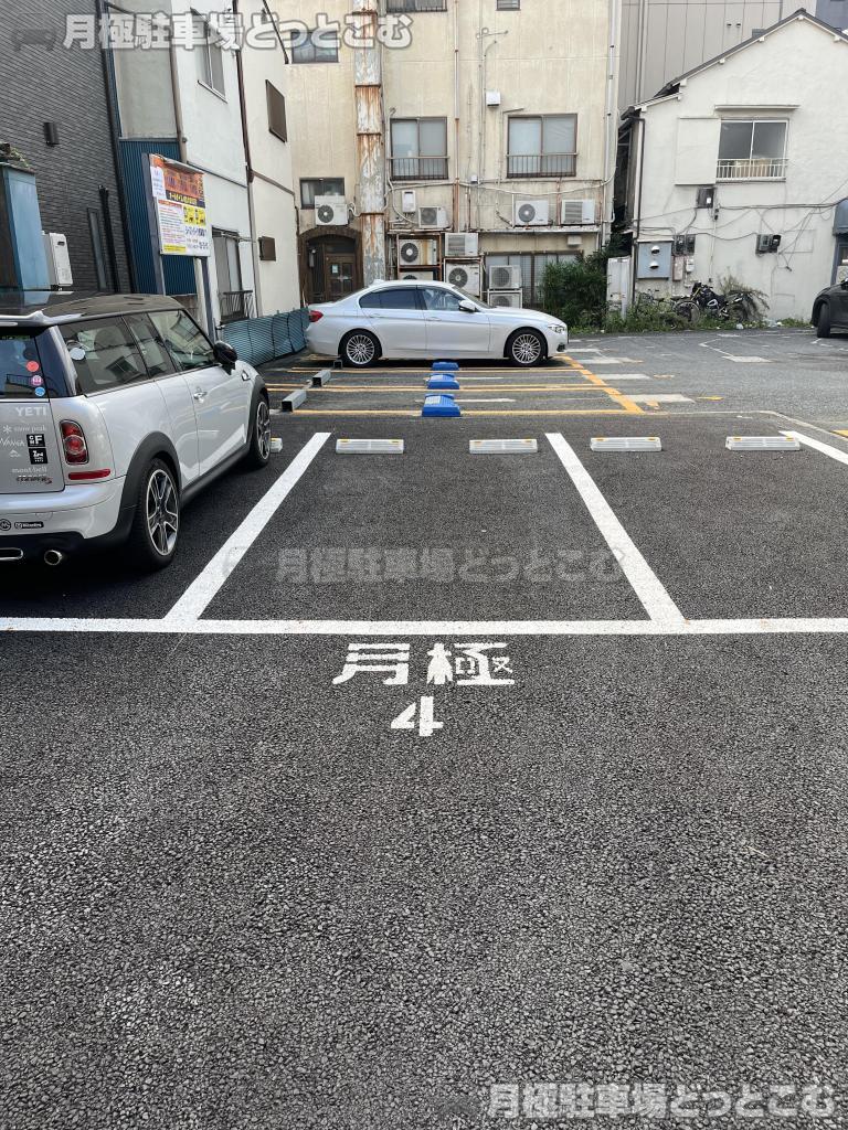 台東区浅草4丁目35－4の月極駐車場2