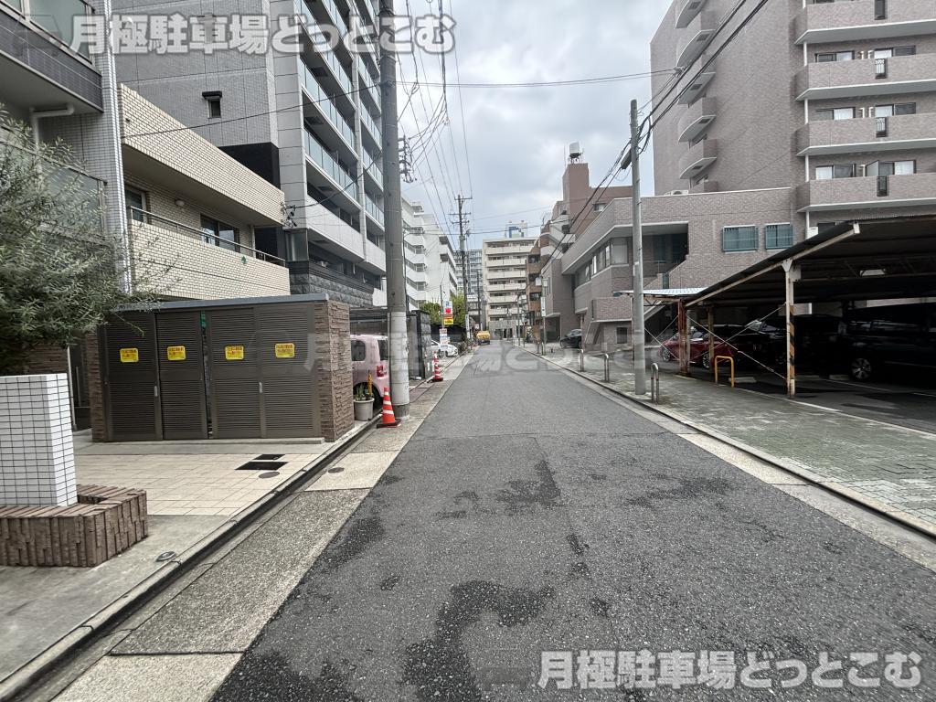 名古屋市中区栄五丁目5番26号の月極駐車場5