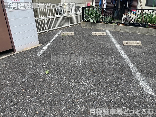 碧南市新道町2丁目52-1の月極駐車場2