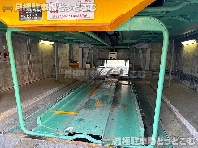 水戸市桜川1丁目1-25の月極駐車場3